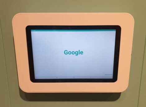google touchscreen 470x345 - Google Office - Lighting Automation Technology